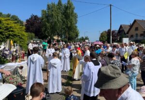 Lire la suite à propos de l’article Fête Dieu Kindwiller 2ème Edition – 22 Juin 2025 –